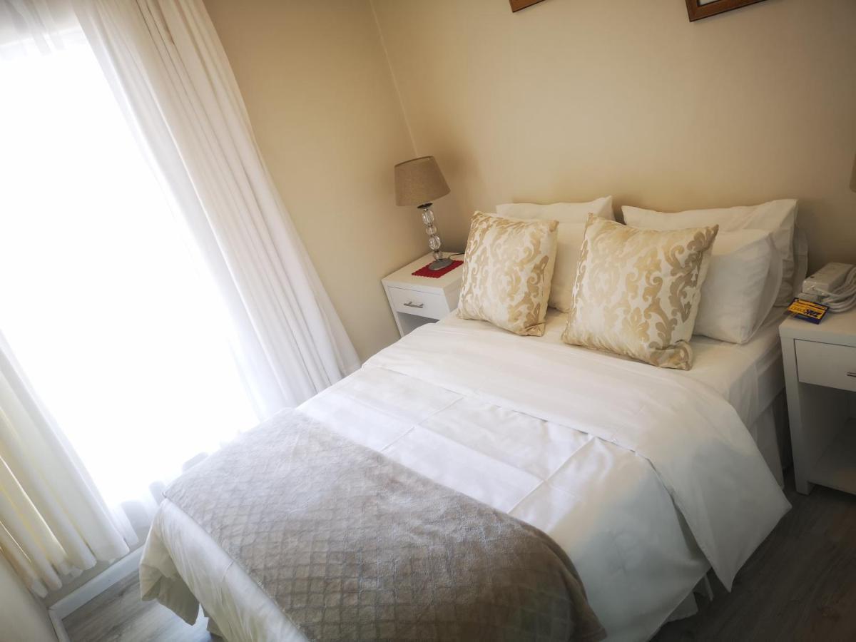 Cape Town Family Beachfront Apartment Leisure Bay エクステリア 写真