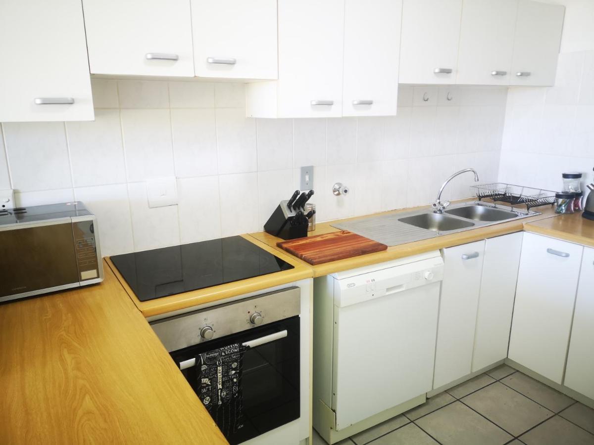 Cape Town Family Beachfront Apartment Leisure Bay エクステリア 写真