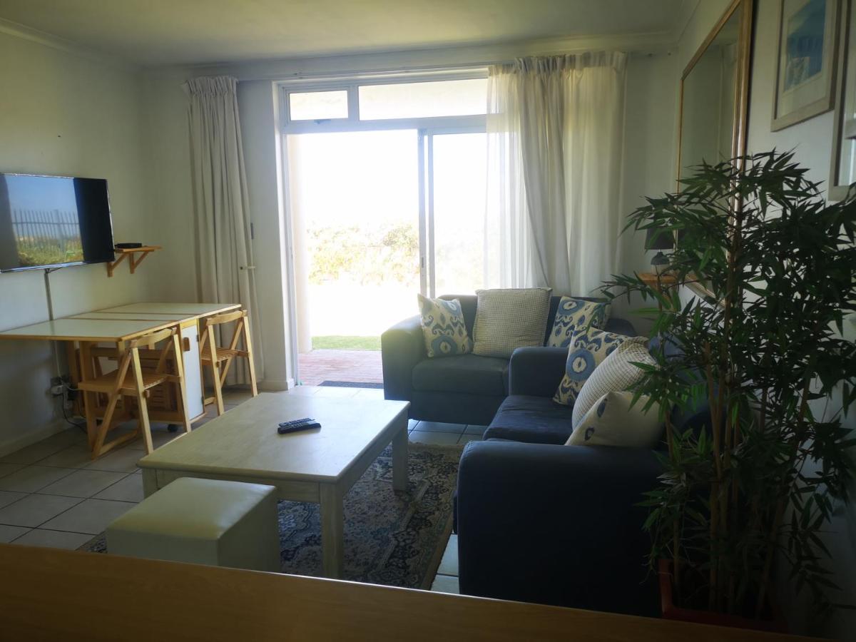 Cape Town Family Beachfront Apartment Leisure Bay エクステリア 写真