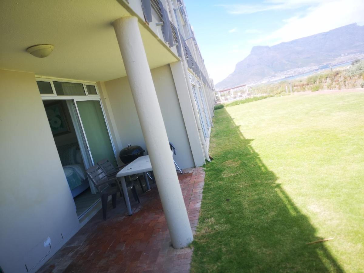 Cape Town Family Beachfront Apartment Leisure Bay エクステリア 写真