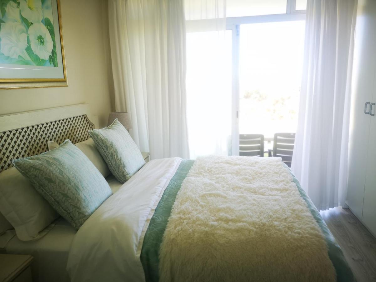 Cape Town Family Beachfront Apartment Leisure Bay エクステリア 写真
