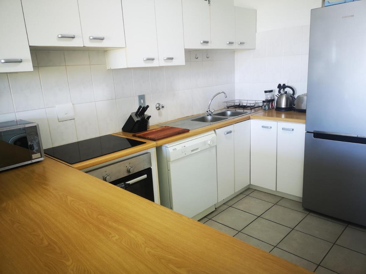 Cape Town Family Beachfront Apartment Leisure Bay エクステリア 写真