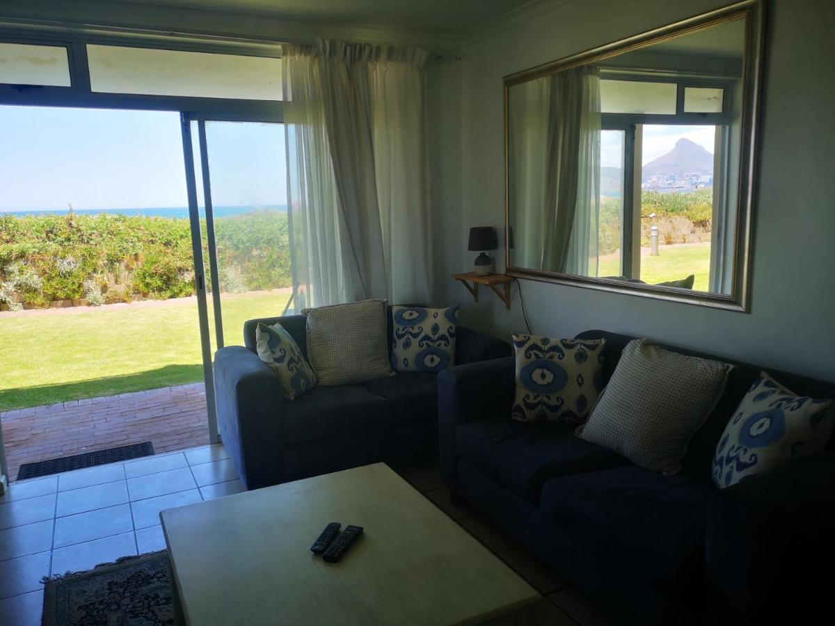 Cape Town Family Beachfront Apartment Leisure Bay エクステリア 写真