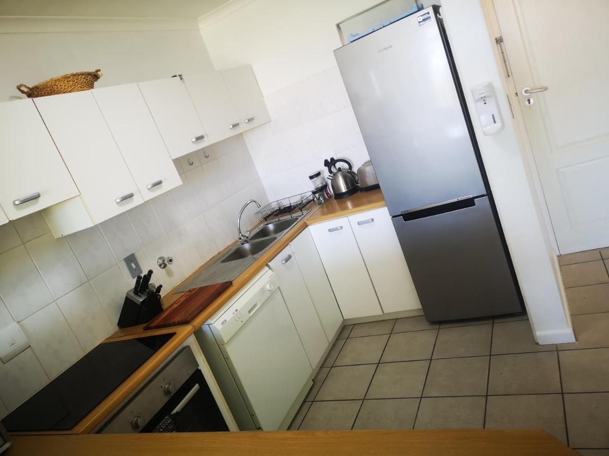 Cape Town Family Beachfront Apartment Leisure Bay エクステリア 写真
