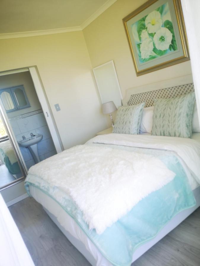 Cape Town Family Beachfront Apartment Leisure Bay エクステリア 写真